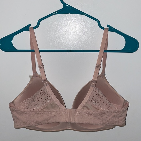 NWT 38B b.temptd Future Foundations Wire Free Bra - Picture 3 of 3